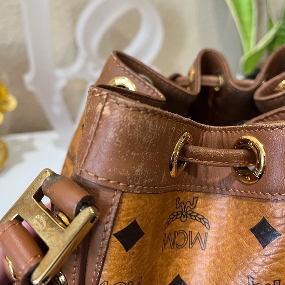MCM SMALL COGNAC VISETOS DRAWSTRING BAG - Picture 12 of 16